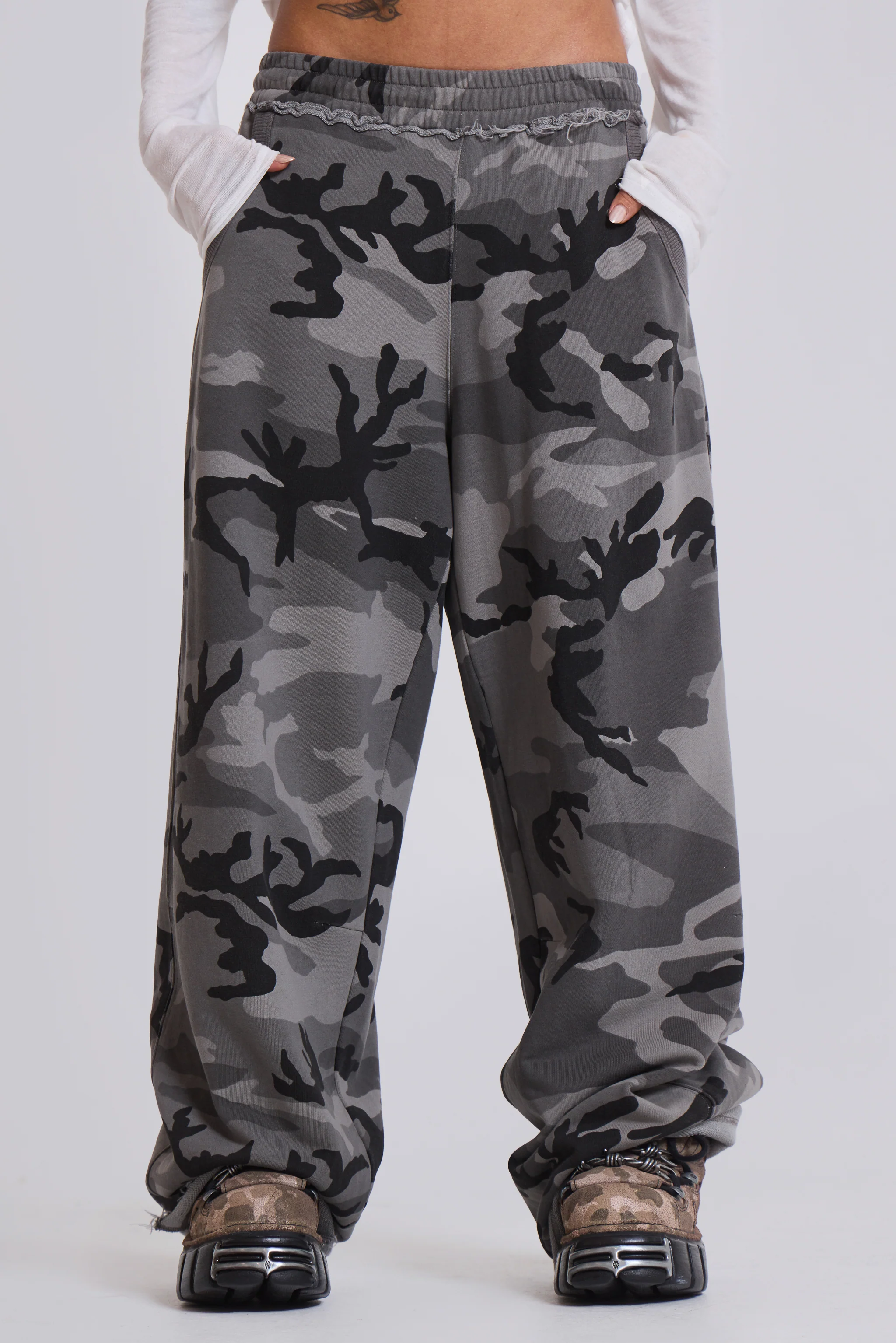 Black Baggy Camo Monster Joggers - Image 4