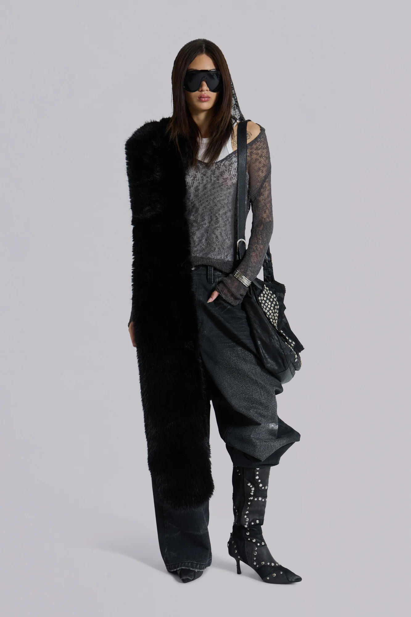 Black Cara Faux Fur Scarf - Image 4