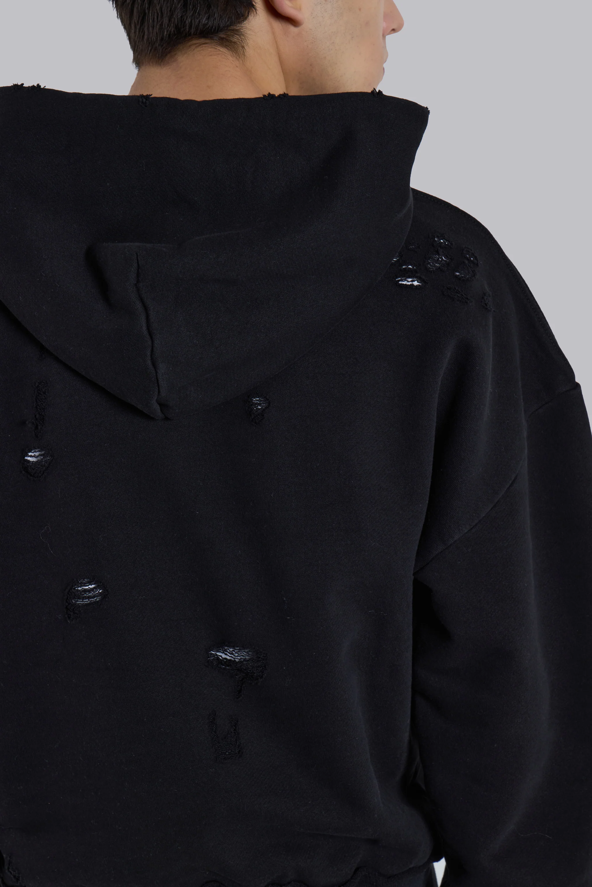 Pullover Bitten Hoodie in Black - Image 6