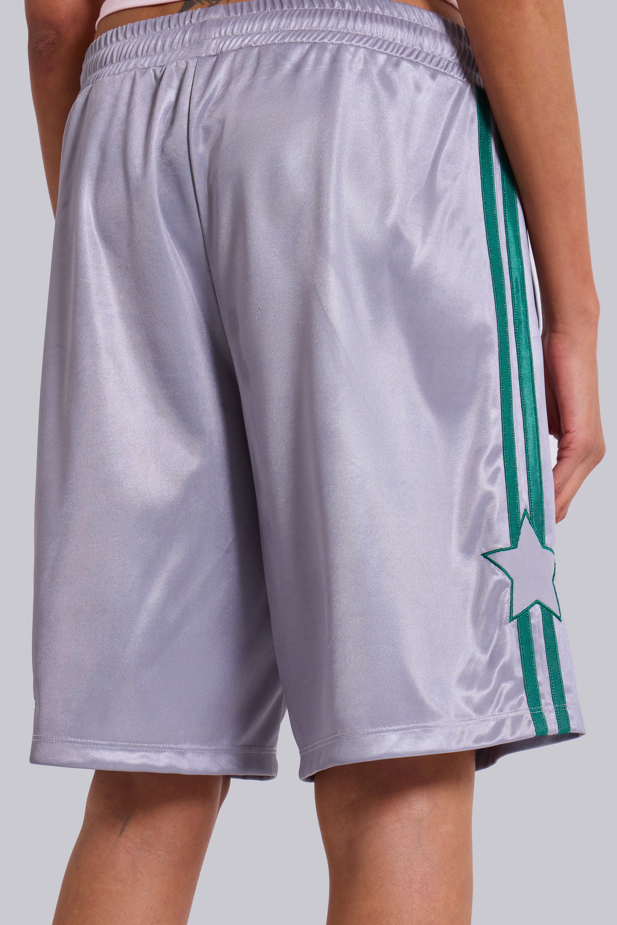 Silver Alyx Longline Football Shorts - Image 11