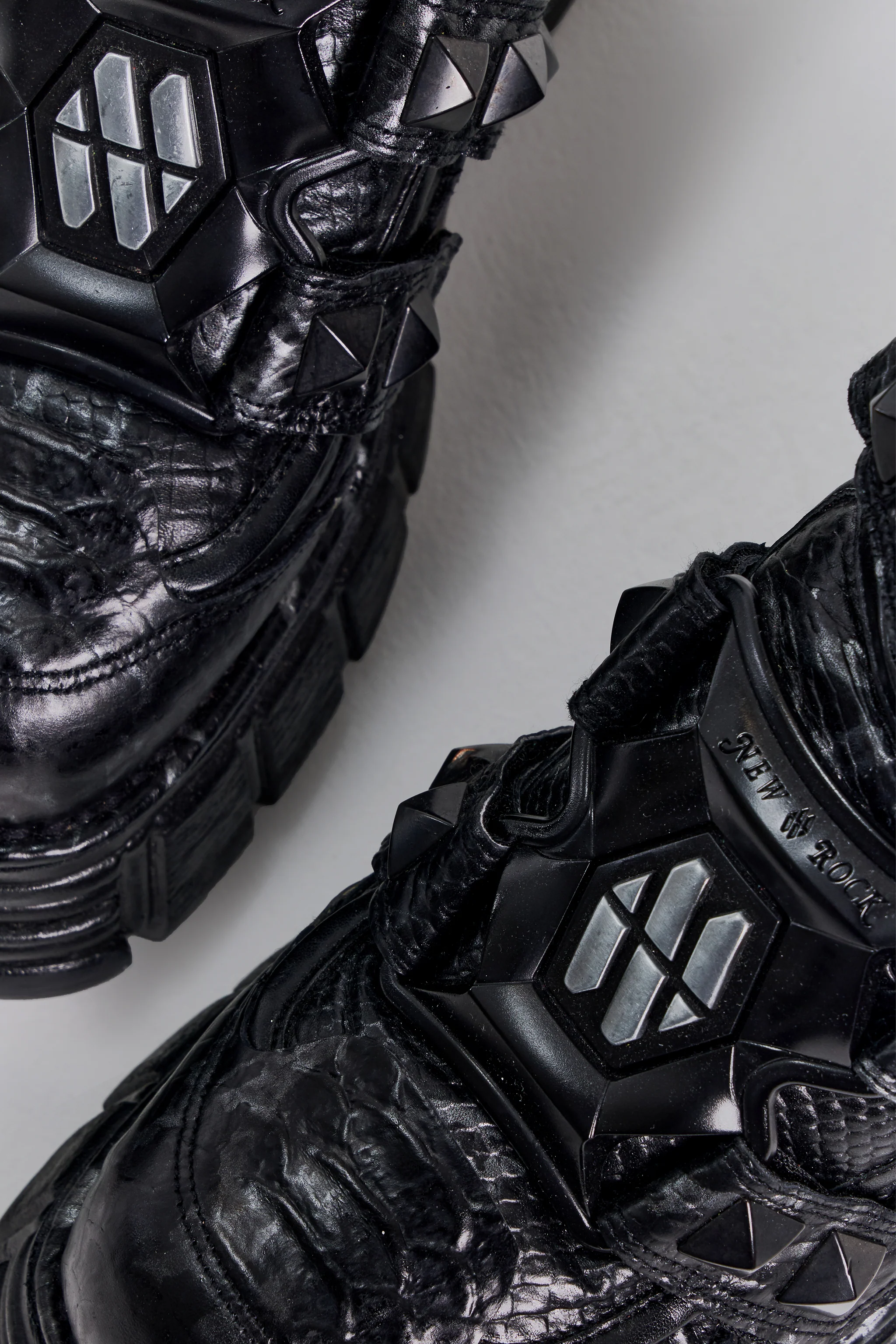 Viper M-Wall Boots - Image 9