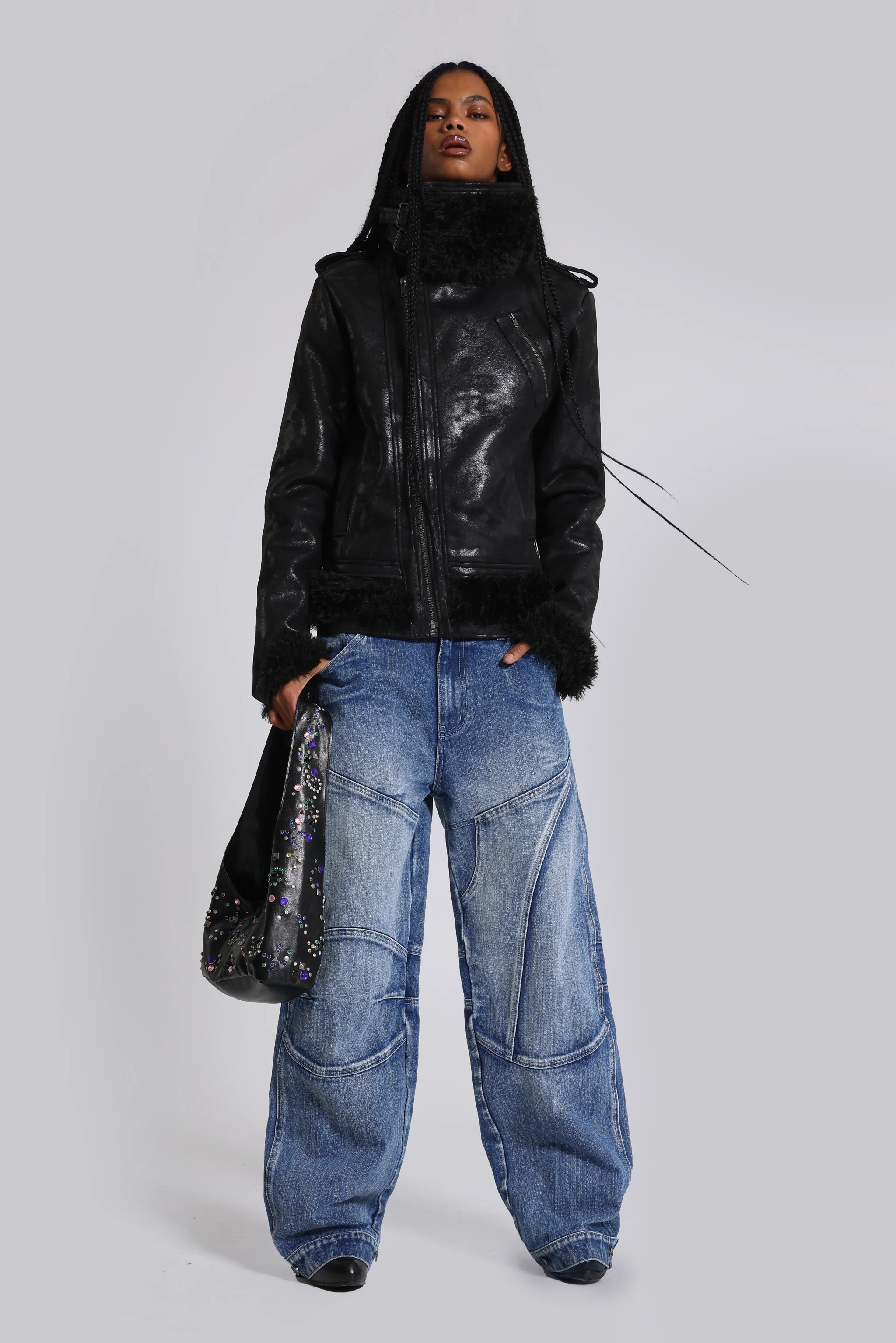 Zae Panelled Low Rise Baggy Jeans - Image 7
